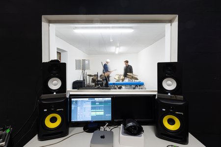 ein Jugendtonstudio
